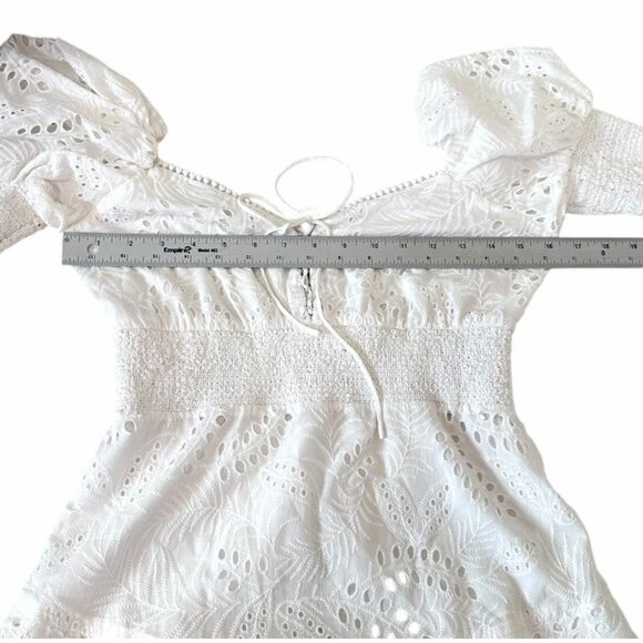 Alice + Olivia White Crawford Sweetheart Eyelet Smocked Mini Dress Size 6 - Picture 9 of 11
